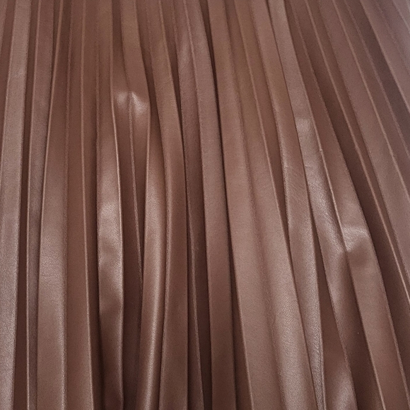 H&M Brown Leather Midi A-Line Pleated Skirt Full Circle - Picture 12 of 15